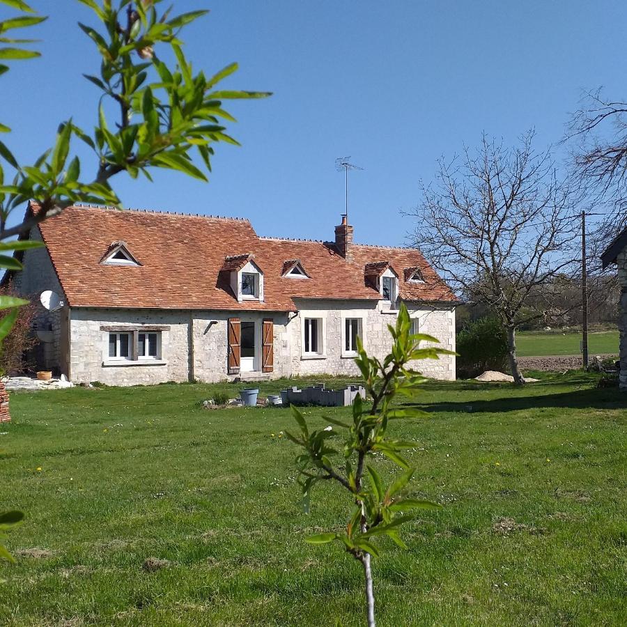 ลา เบอรีกูเรียน โพรช ดู ซู เดอ โบวาล แซ็งแตญ็อง Bed & Breakfast Lucay-le-Male ภายนอก รูปภาพ